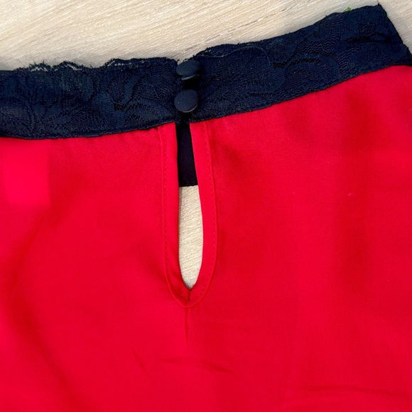 Torrid Sheer Red Top with Black Lace Detail - Women's size 1 - Picture 10 of 10